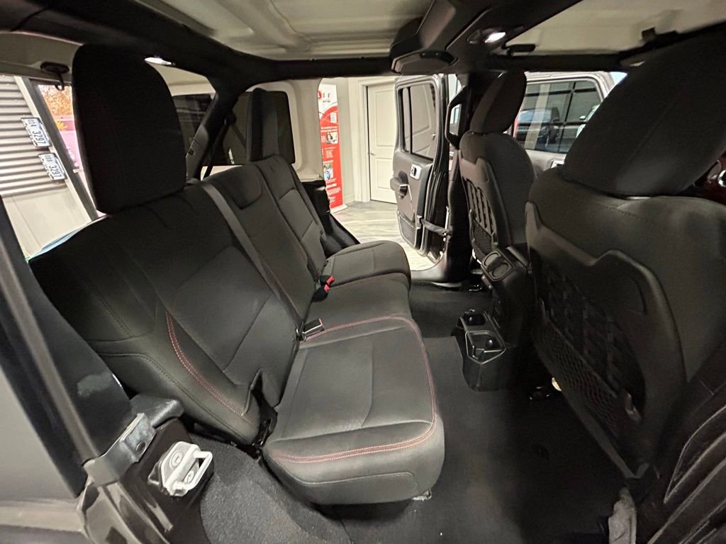 Used 2018 Jeep Wrangler Unlimited Rubicon image 45