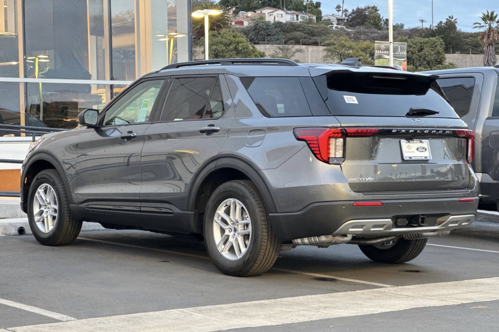 New 2026 Ford Explorer Active w/ Active Comfort Package RWD image 5