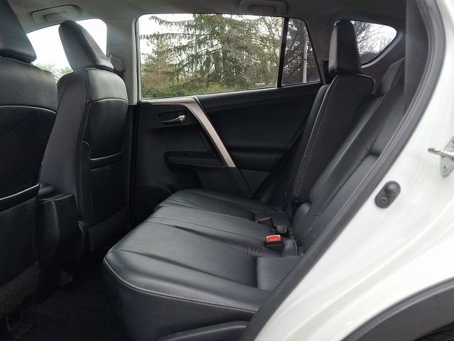 Used 2015 Toyota RAV4 Limited image 10