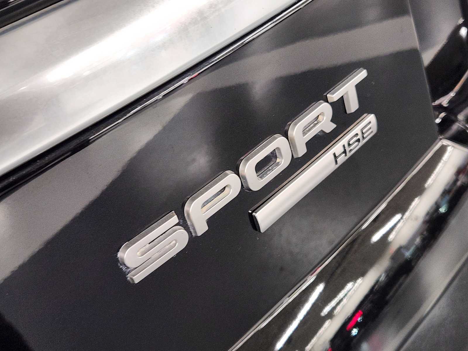Used 2018 Land Rover Range Rover Sport HSE AWD/4WD image 13