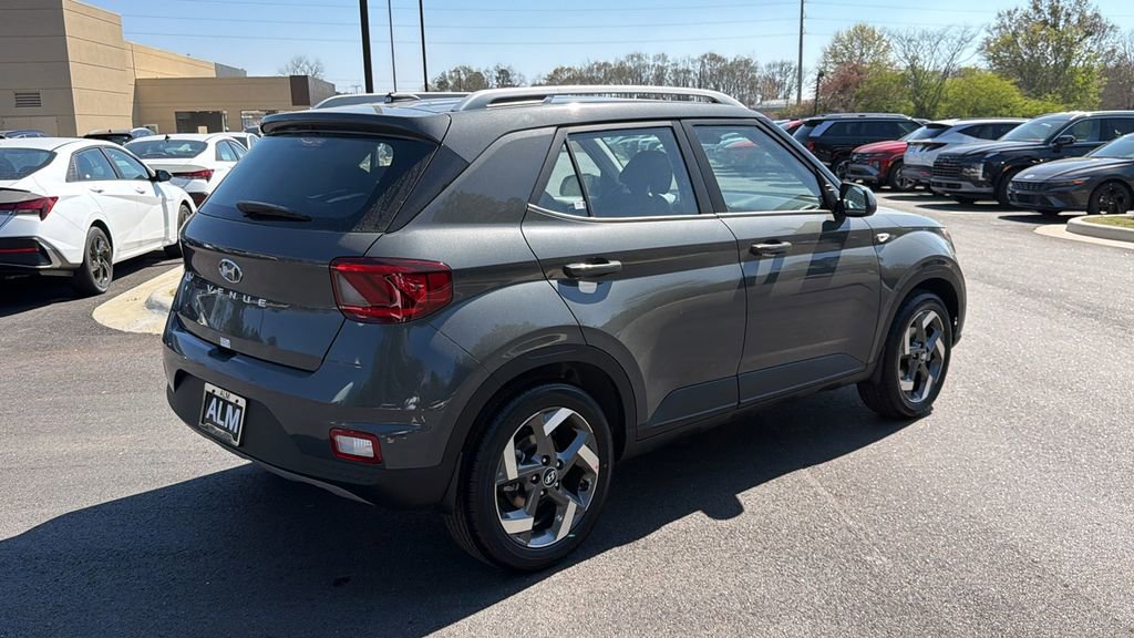 New 2026 Hyundai Venue SEL image 5