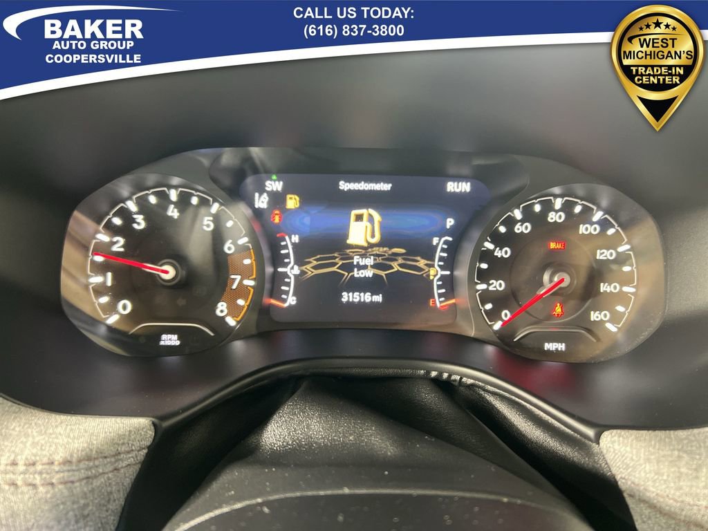 Used 2024 Jeep Compass Latitude image 13