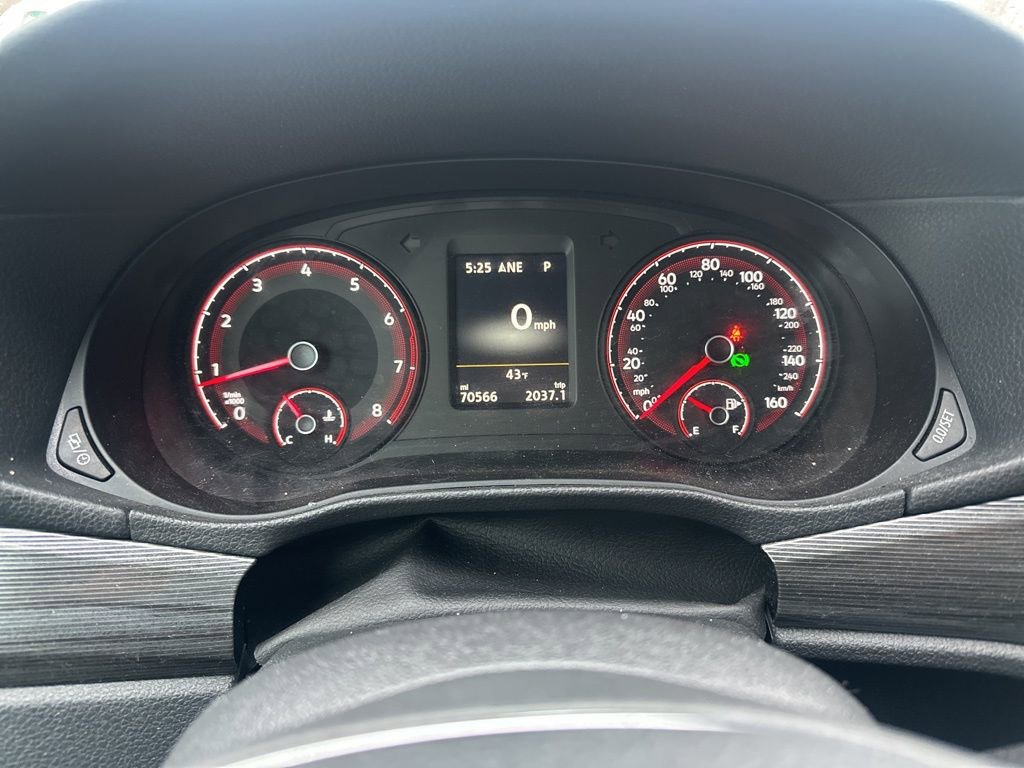 Used 2021 Volkswagen Passat 2.0T R-Line image 15