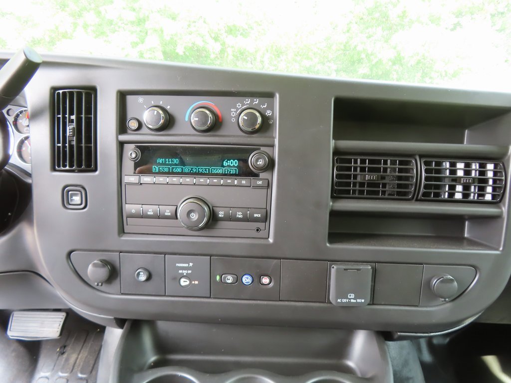 New 2025 Chevrolet Express 3500 w/ Power Convenience Package image 5