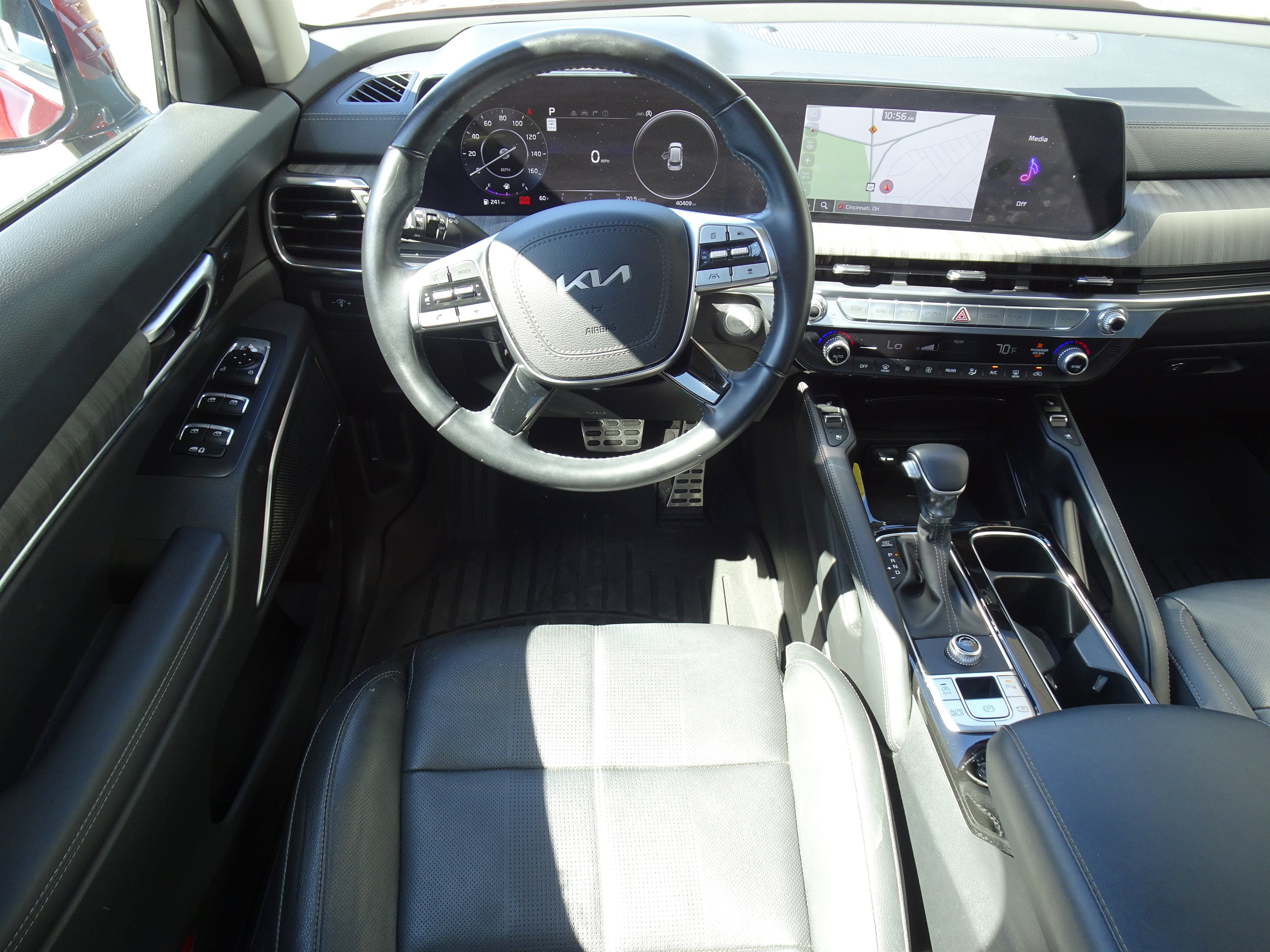 Used 2023 Kia Telluride SX FWD image 12