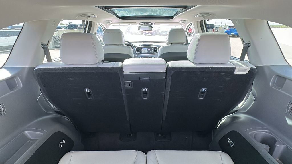 Used 2017 Kia Sorento SX image 35
