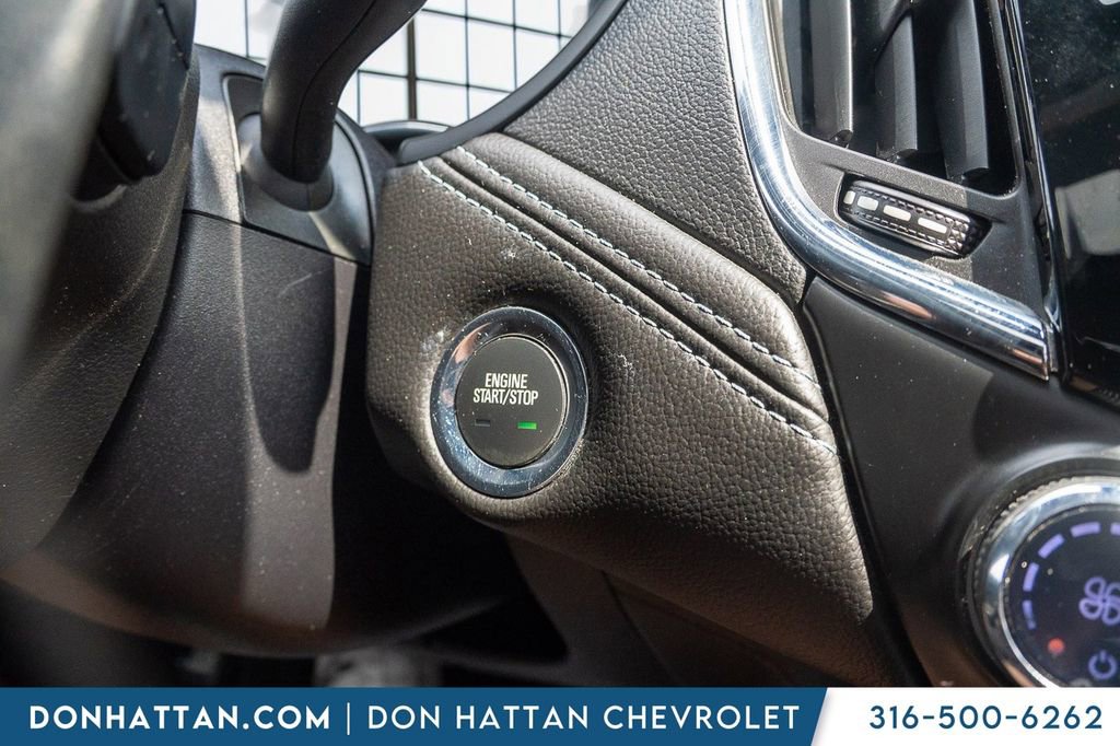 Used 2017 Chevrolet Cruze Premier FWD image 11