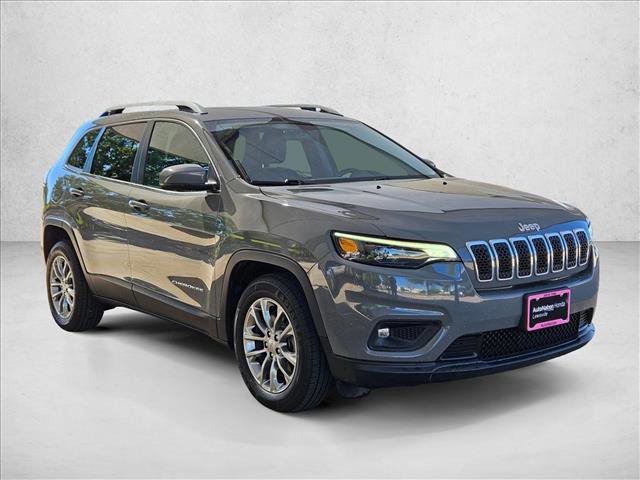 Used 2019 Jeep Cherokee Latitude Plus image 3