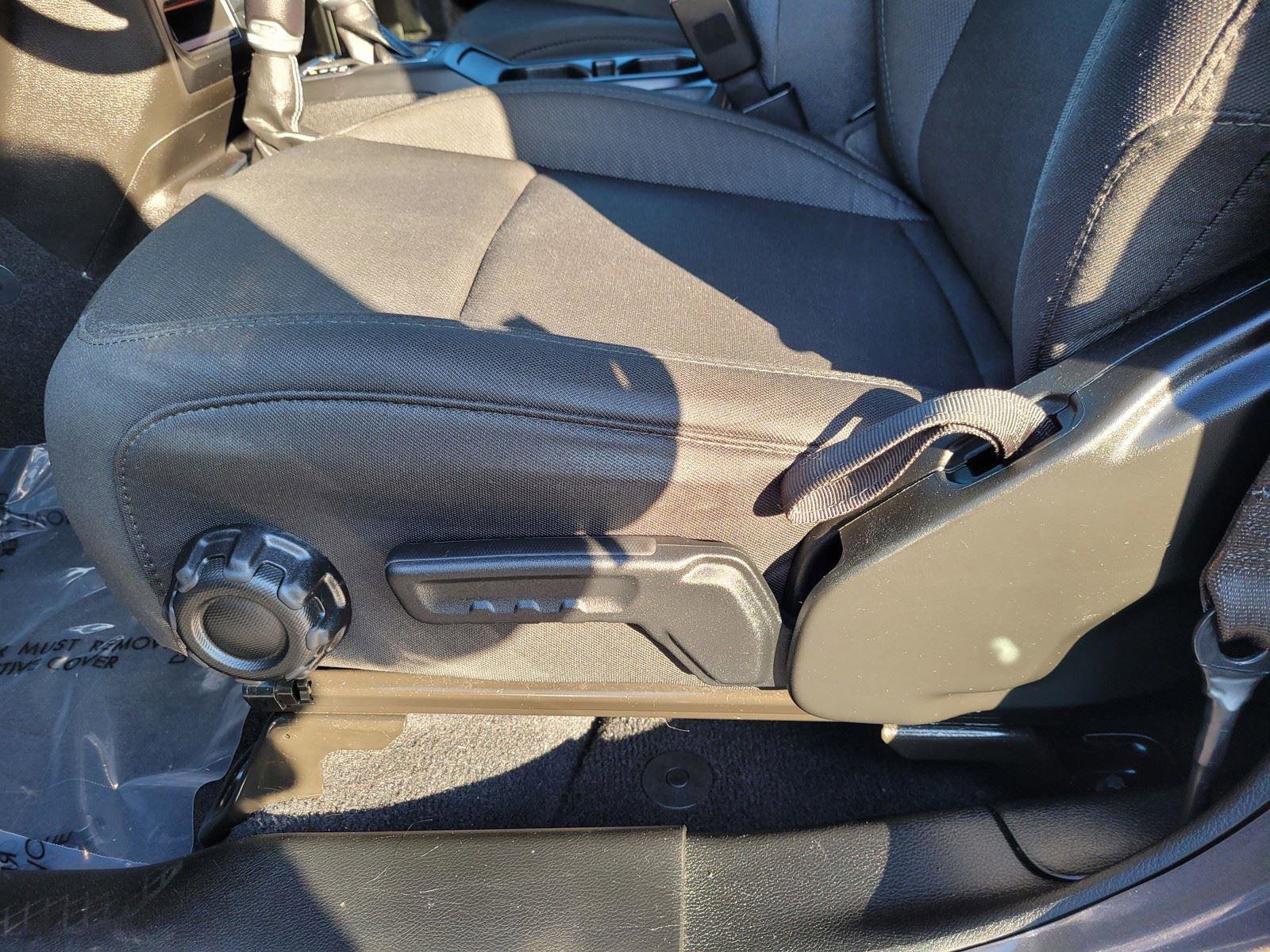 Used 2020 Jeep Gladiator Overland w/ Trailer Tow Package image 21