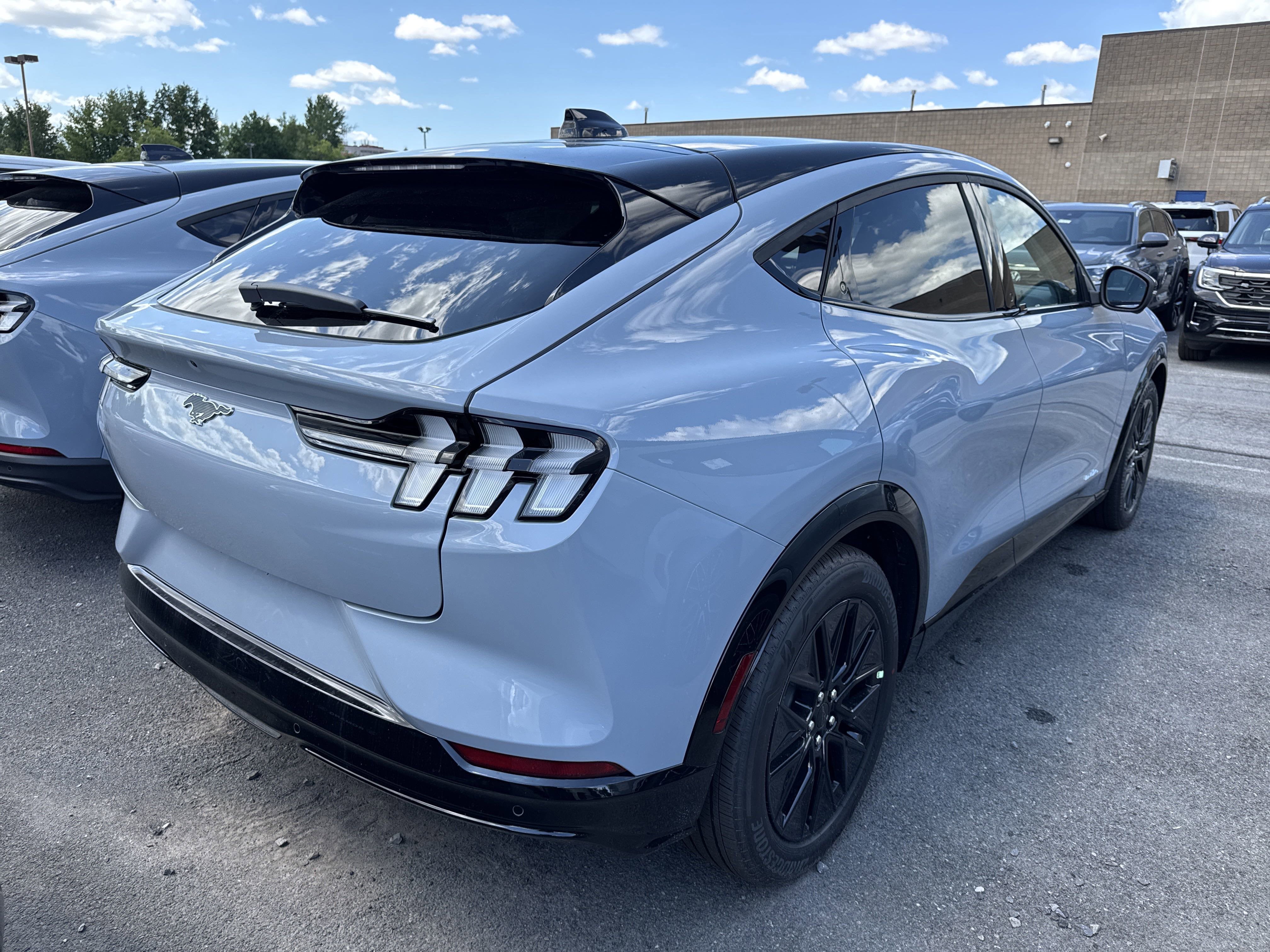 New 2025 Ford Mustang Mach-E Premium w/ Sport Appearance Package AWD/4WD image 6