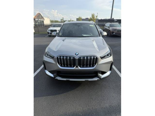 Used 2026 BMW X1 xDrive28i w/ Technology Package AWD/4WD image 4