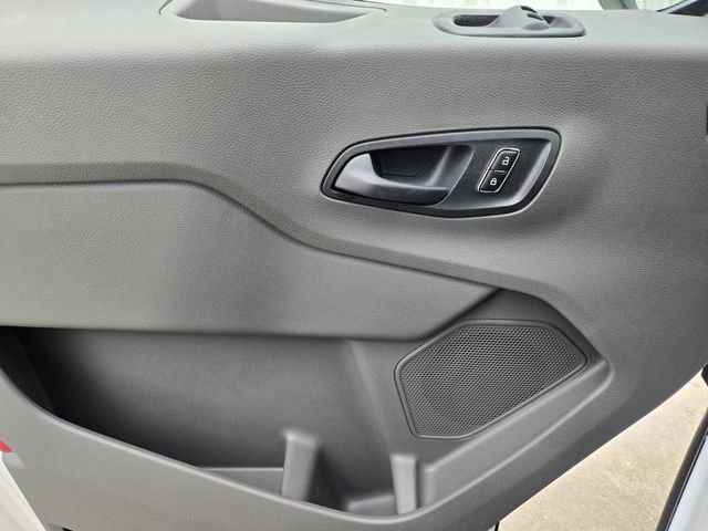 New 2025 Ford Transit 150 148 Medium Roof image 17