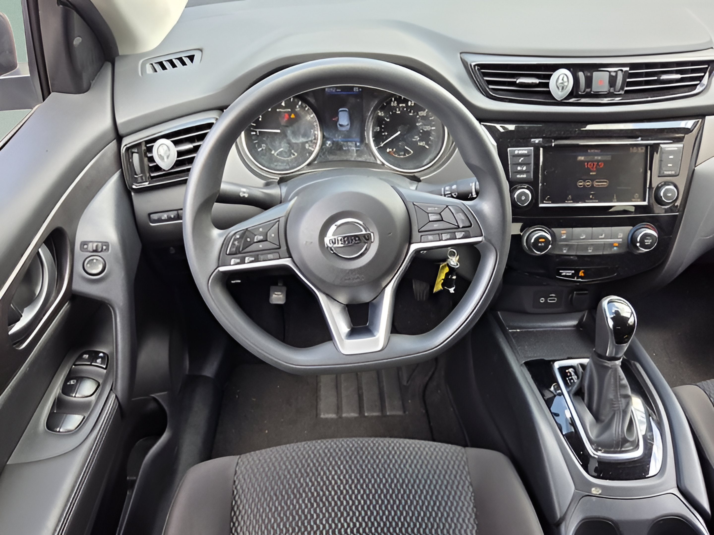 Used 2021 Nissan Rogue Sport S FWD image 10