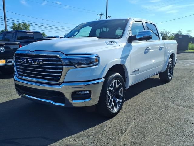 Used 2026 RAM 1500 Laramie AWD/4WD image 3