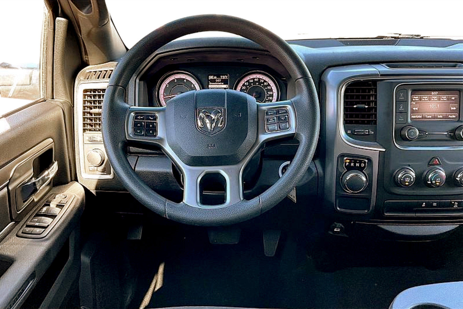 Used 2024 RAM 1500 Classic Warlock image 5