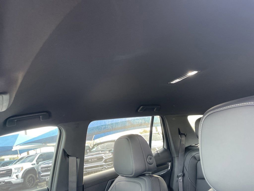 New 2026 GMC Terrain Elevation w/ Elevation Premium Package image 21