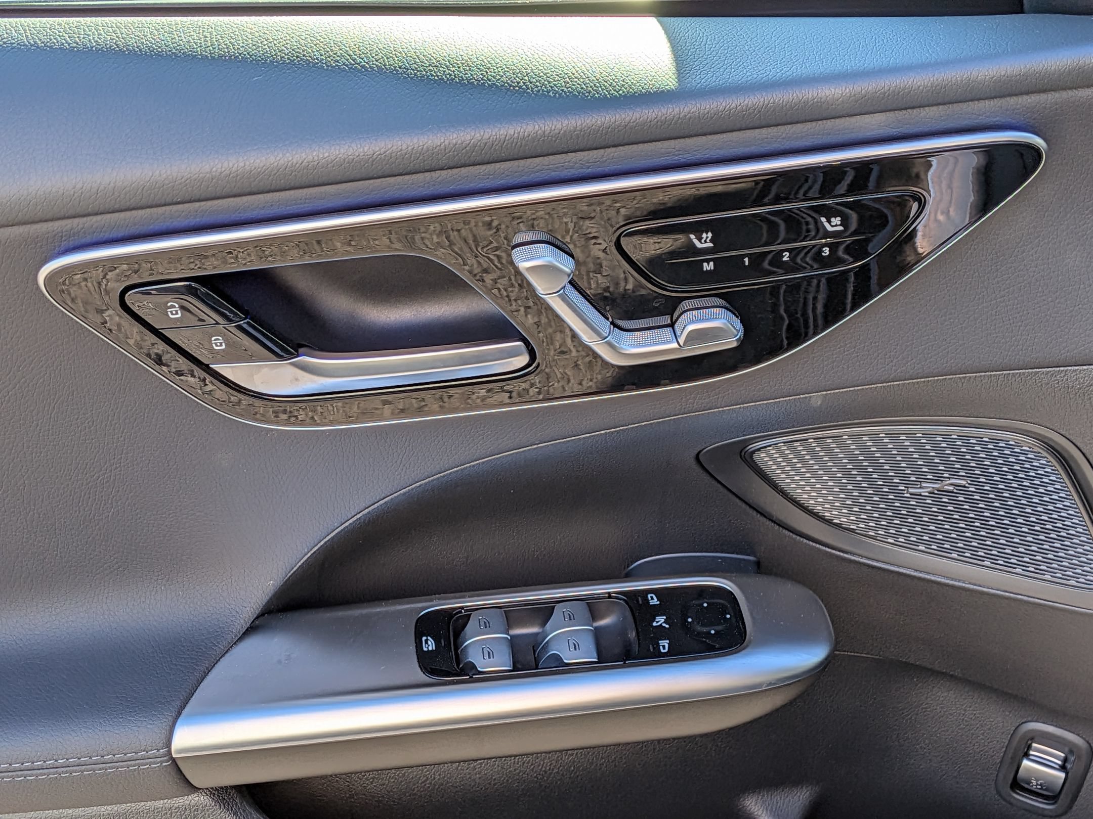 New 2026 Mercedes-Benz C 300 4MATIC Sedan image 15