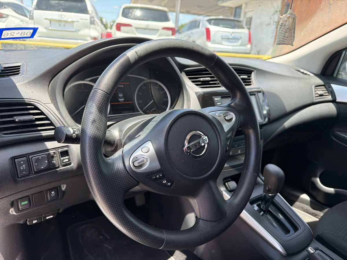 Used 2019 Nissan Sentra S FWD image 6