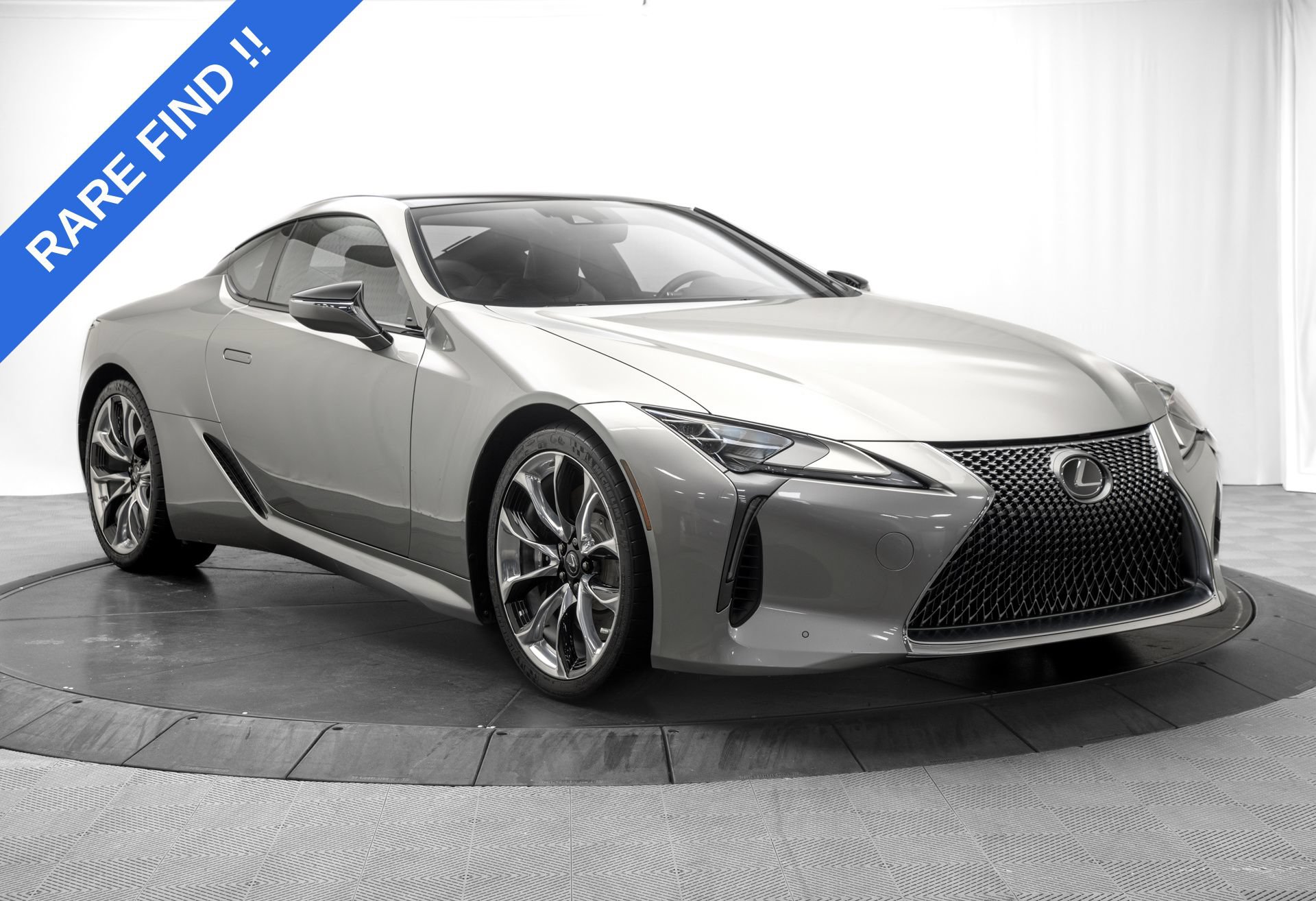 Used 2021 Lexus LC 500 Coupe w/ Touring Package RWD image 9