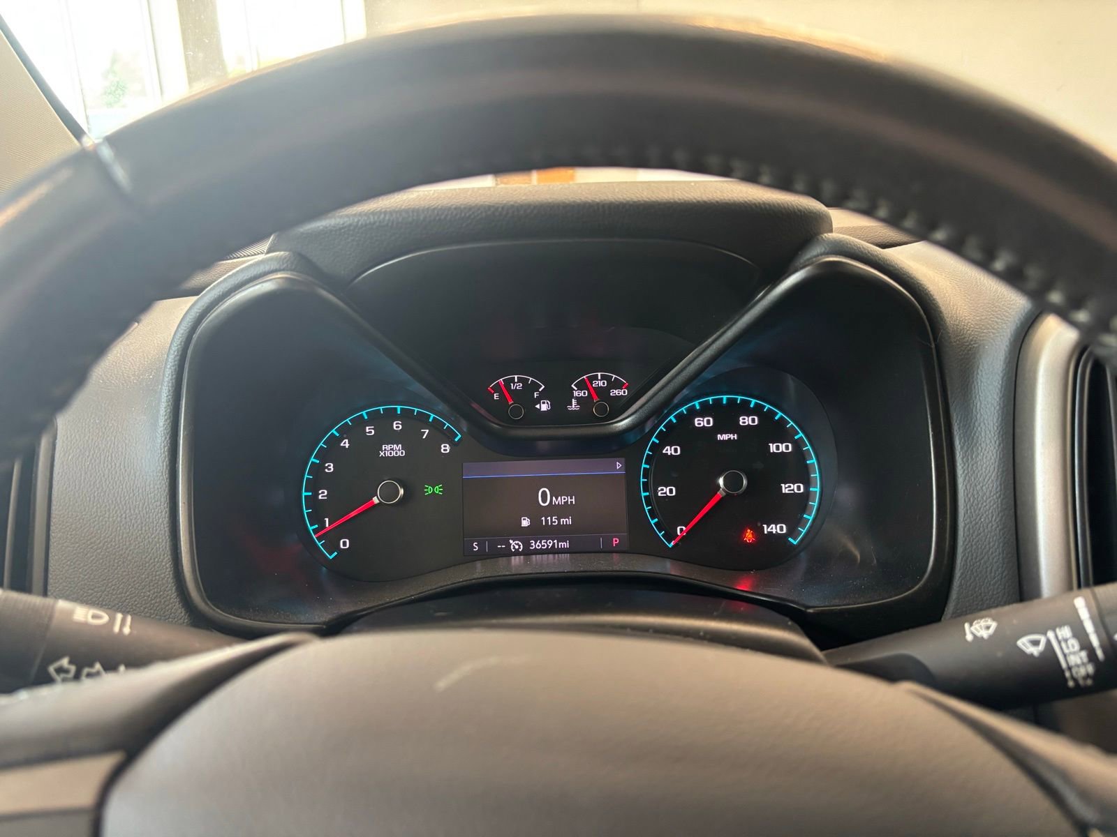 Used 2022 Chevrolet Colorado Z71 image 1