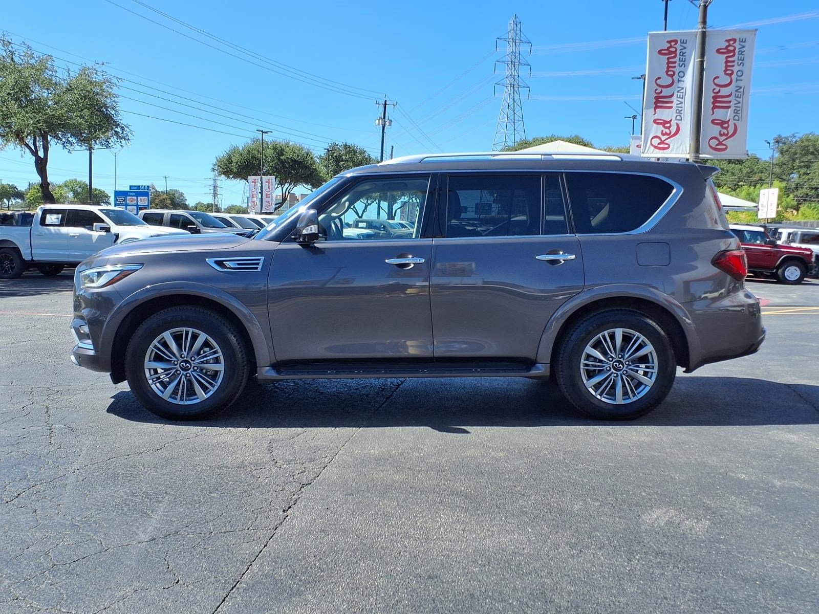 Used 2024 INFINITI QX80 Luxe AWD/4WD image 9