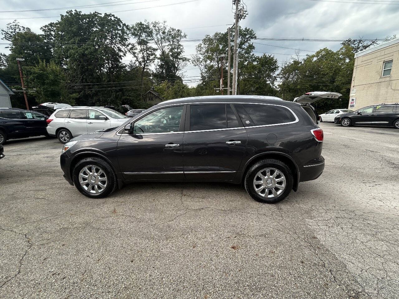Used 2014 Buick Enclave Leather w/ Trailering Provision Package FWD image 4