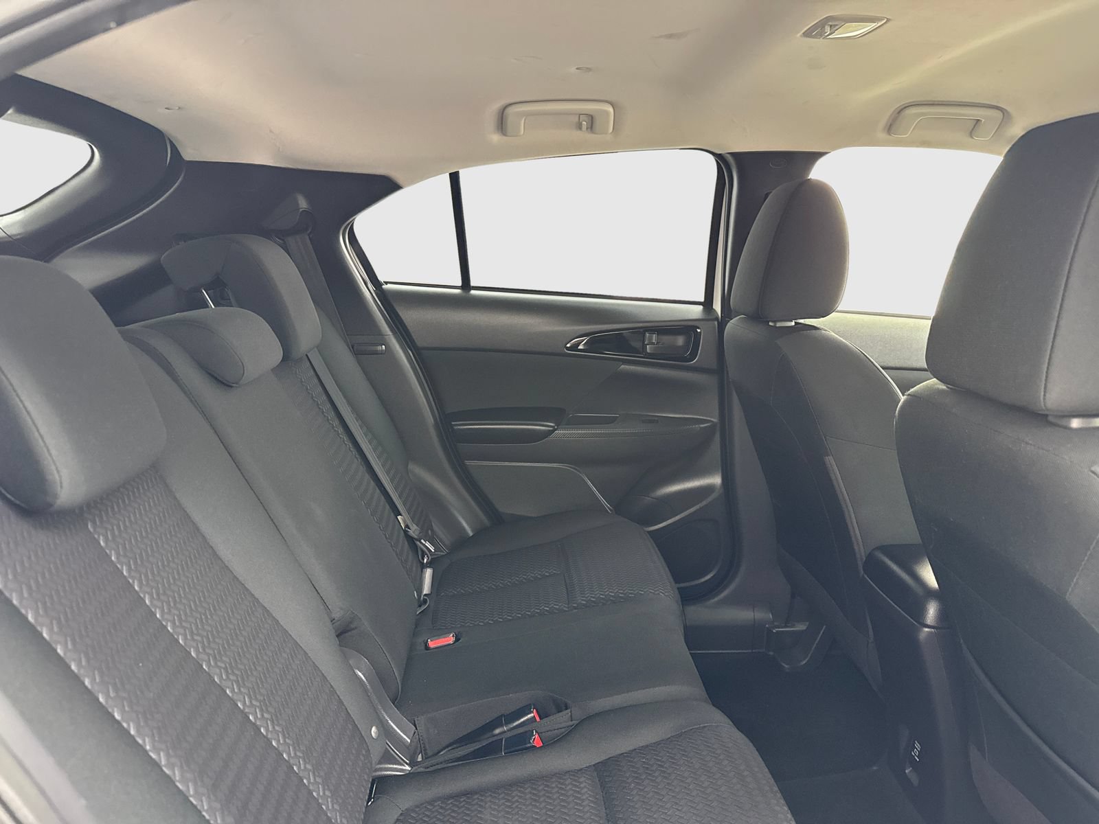 Used 2018 Mitsubishi Eclipse Cross ES FWD image 44