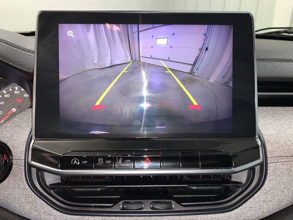 Used 2023 Jeep Compass Sport image 26