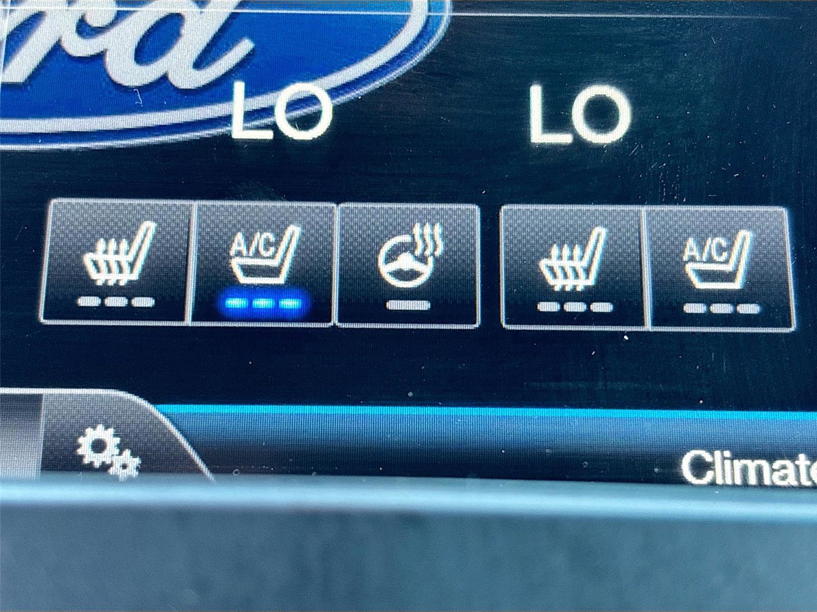 Used 2015 Ford Explorer Limited w/ Equipment Group 302A FWD image 19