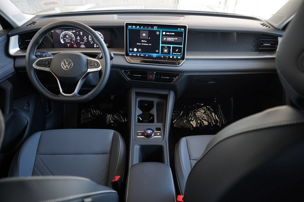 New 2026 Volkswagen Tiguan SE AWD/4WD image 8