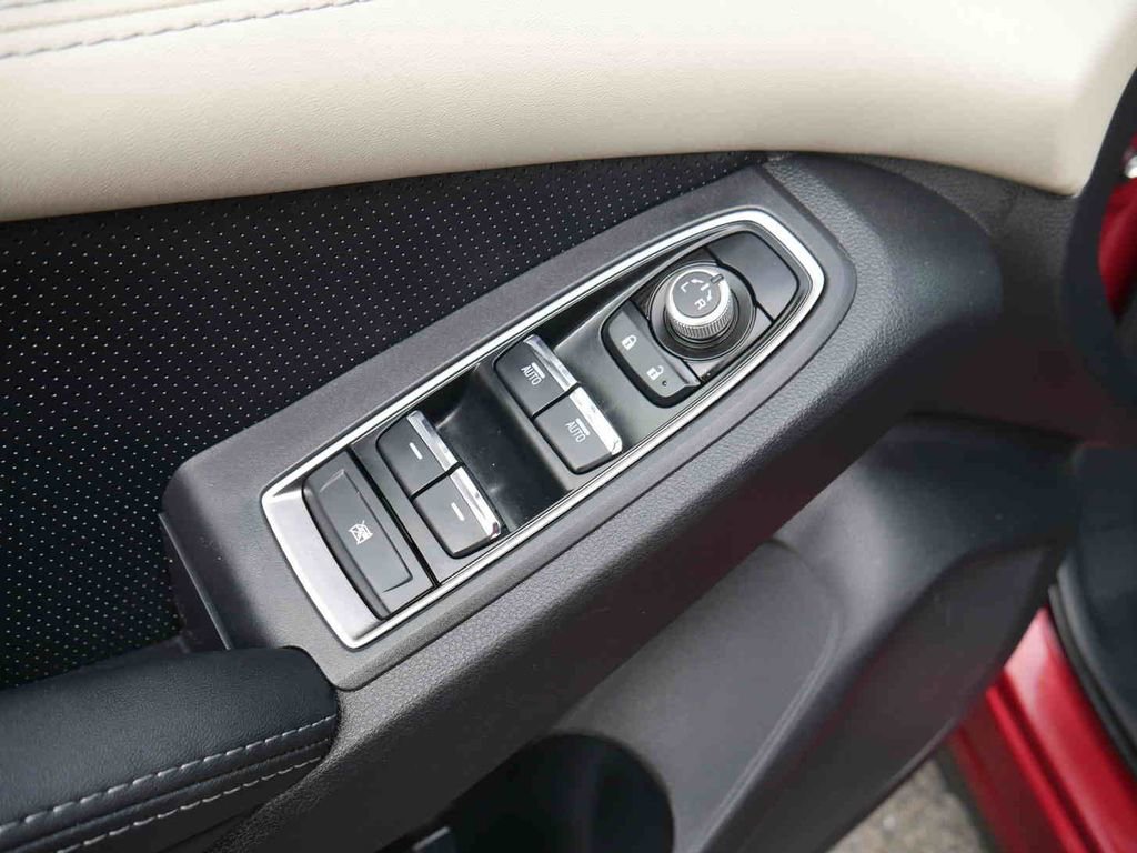 Used 2022 Subaru Ascent Limited image 25