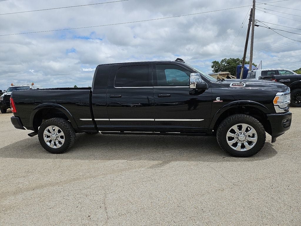 Used 2023 RAM 2500 Limited AWD/4WD image 9