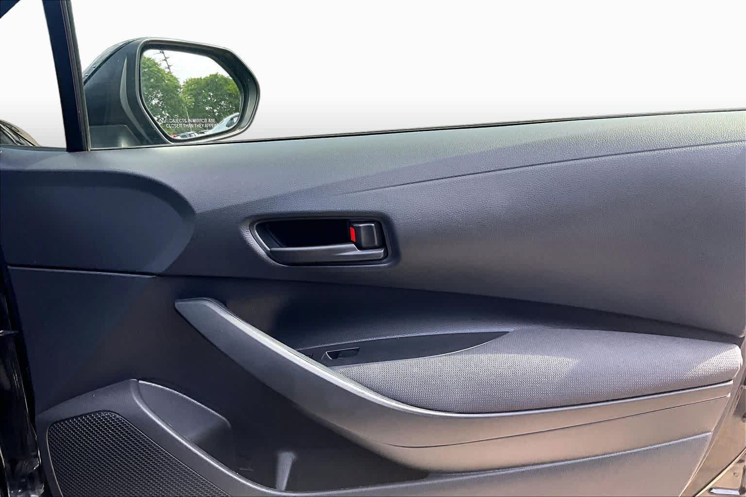 Used 2024 Toyota Corolla LE FWD image 43