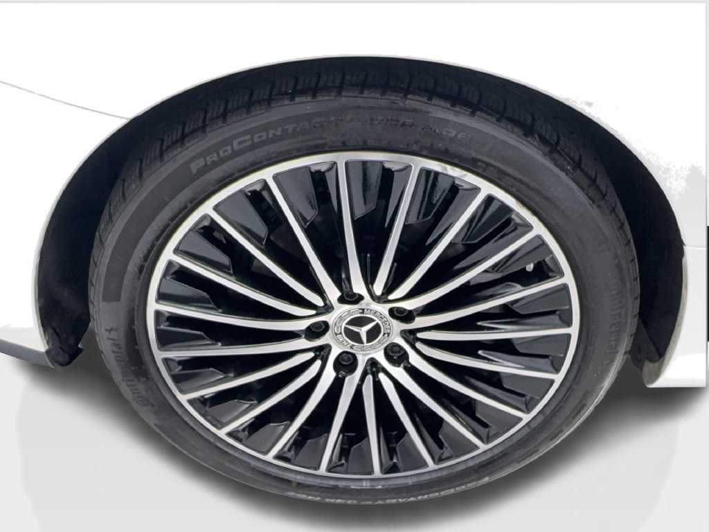 Used 2025 Mercedes-Benz CLE 300 4MATIC Coupe w/ AMG Line image 18