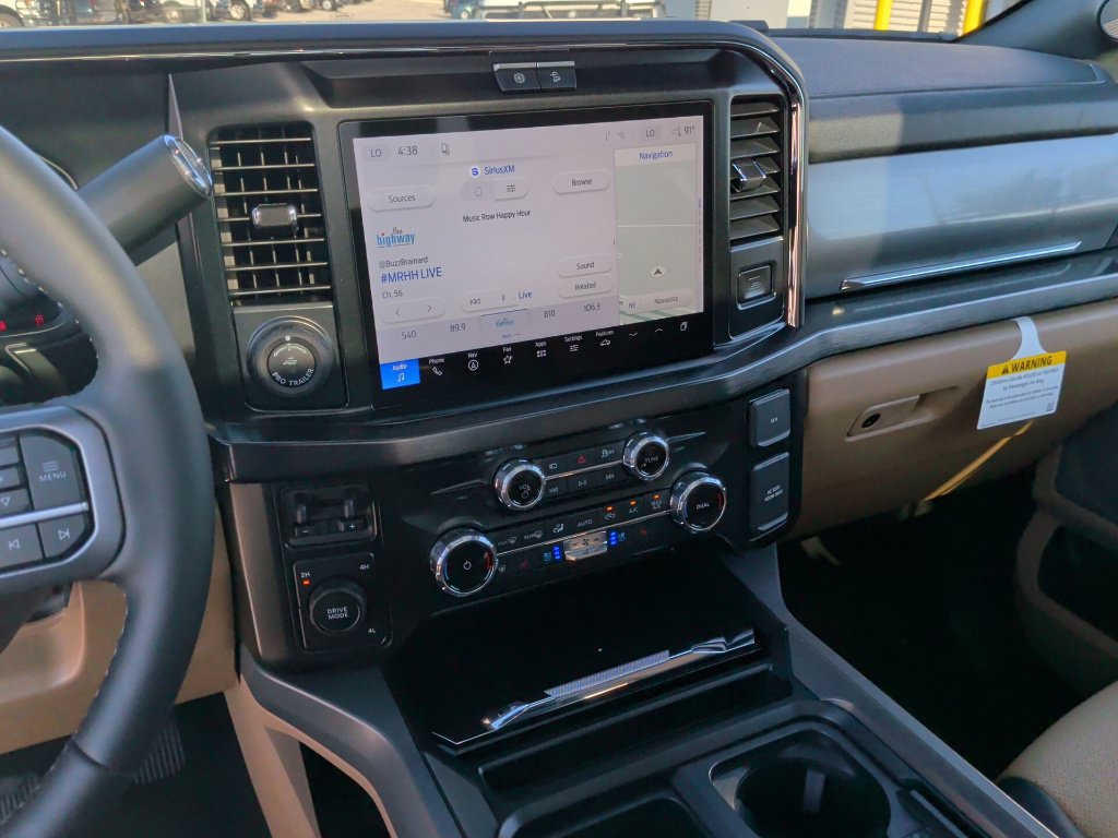 New 2027 Ford F350 Lariat w/ Lariat Ultimate Package AWD/4WD image 25