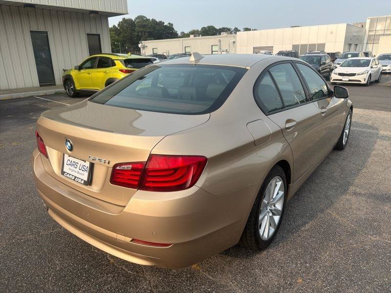 Used 2011 BMW 528i Sedan RWD image 7