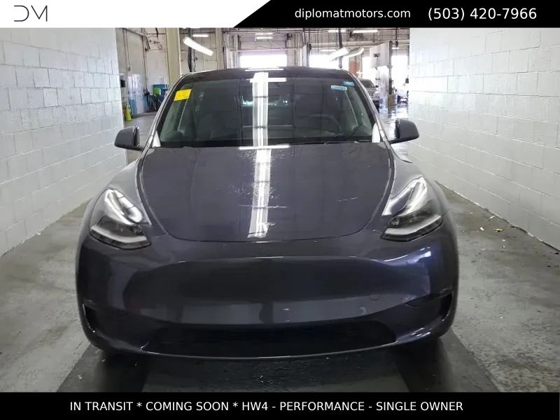 Used 2023 Tesla Model Y Performance AWD/4WD image 2