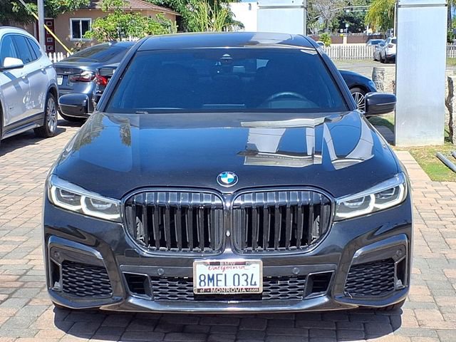 Used 2020 BMW 740i w/ M Sport Package image 8