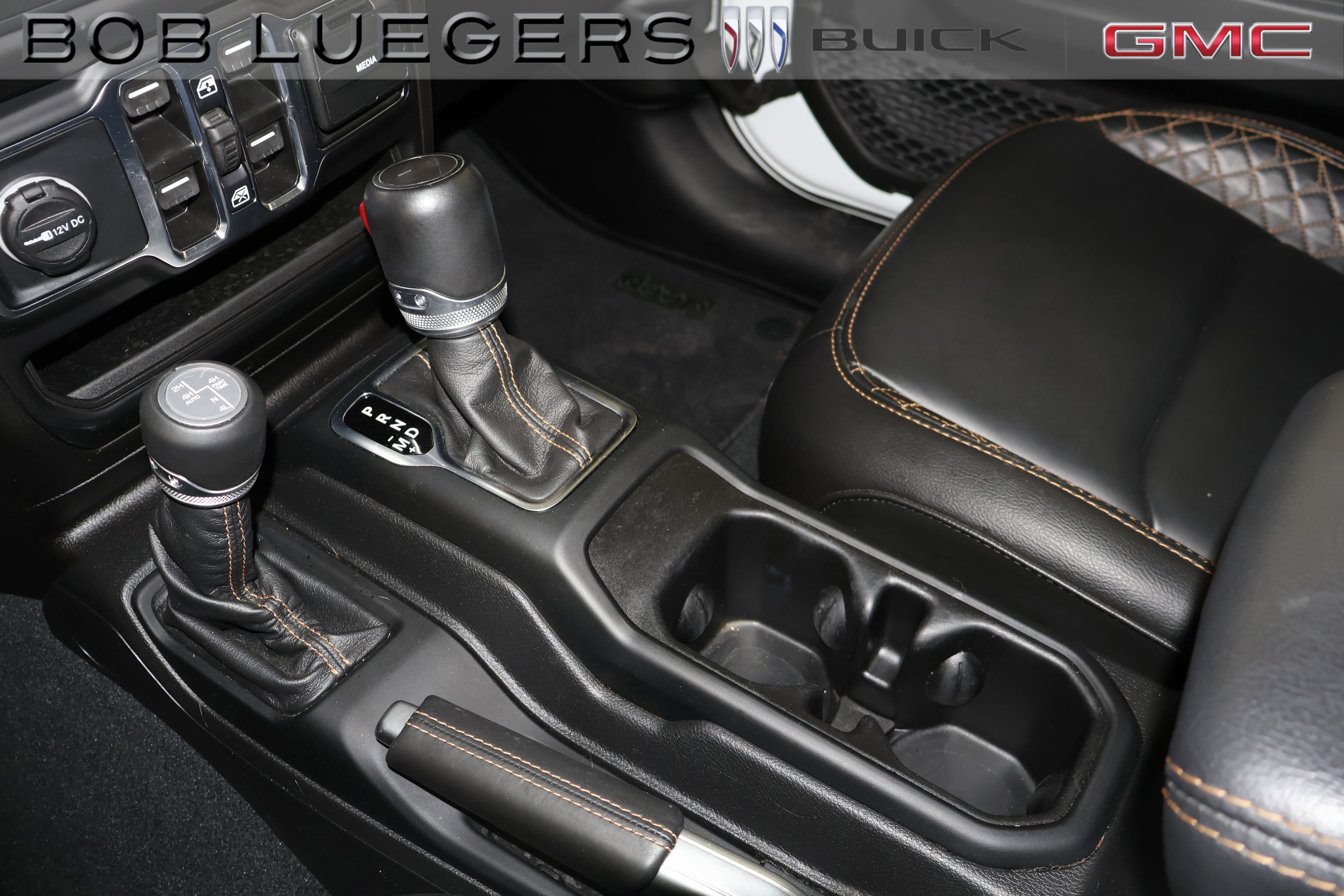 Used 2022 Jeep Wrangler Unlimited Sahara image 20