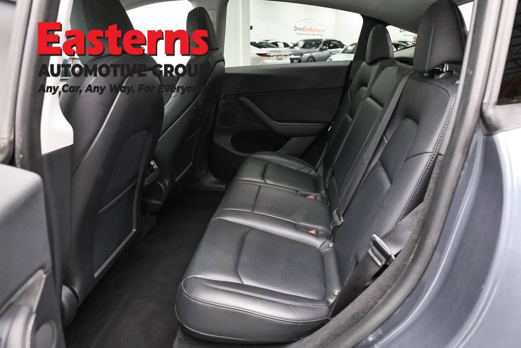 Used 2023 Tesla Model Y Long Range AWD/4WD image 18