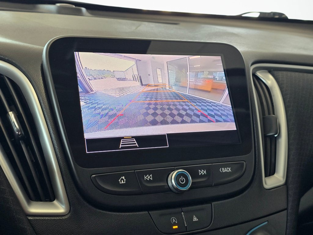 Used 2024 Chevrolet Malibu LT FWD image 27