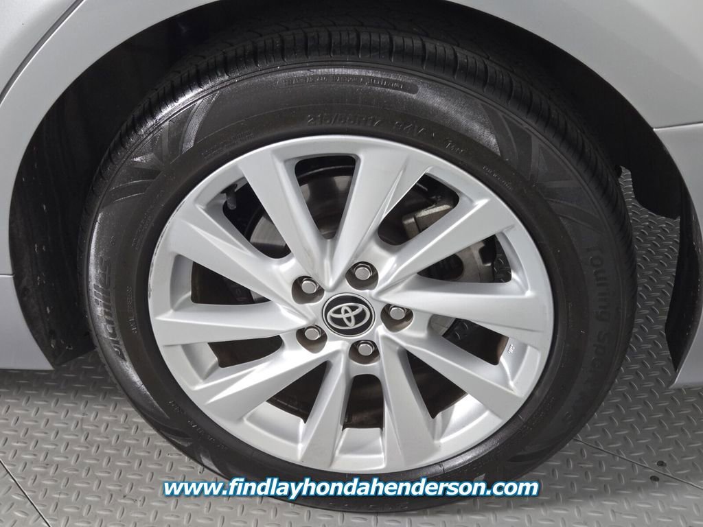Used 2024 Toyota Camry LE FWD image 10