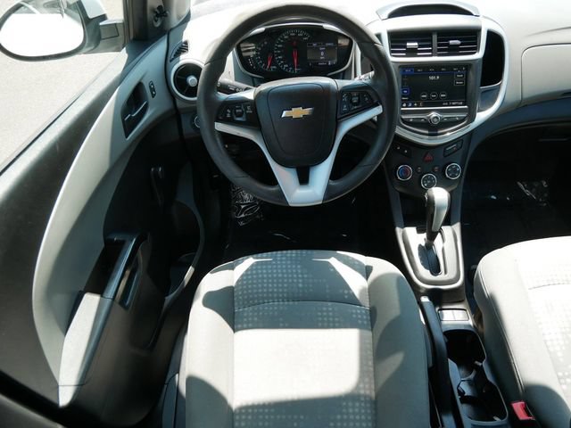 Used 2020 Chevrolet Sonic LT FWD image 12