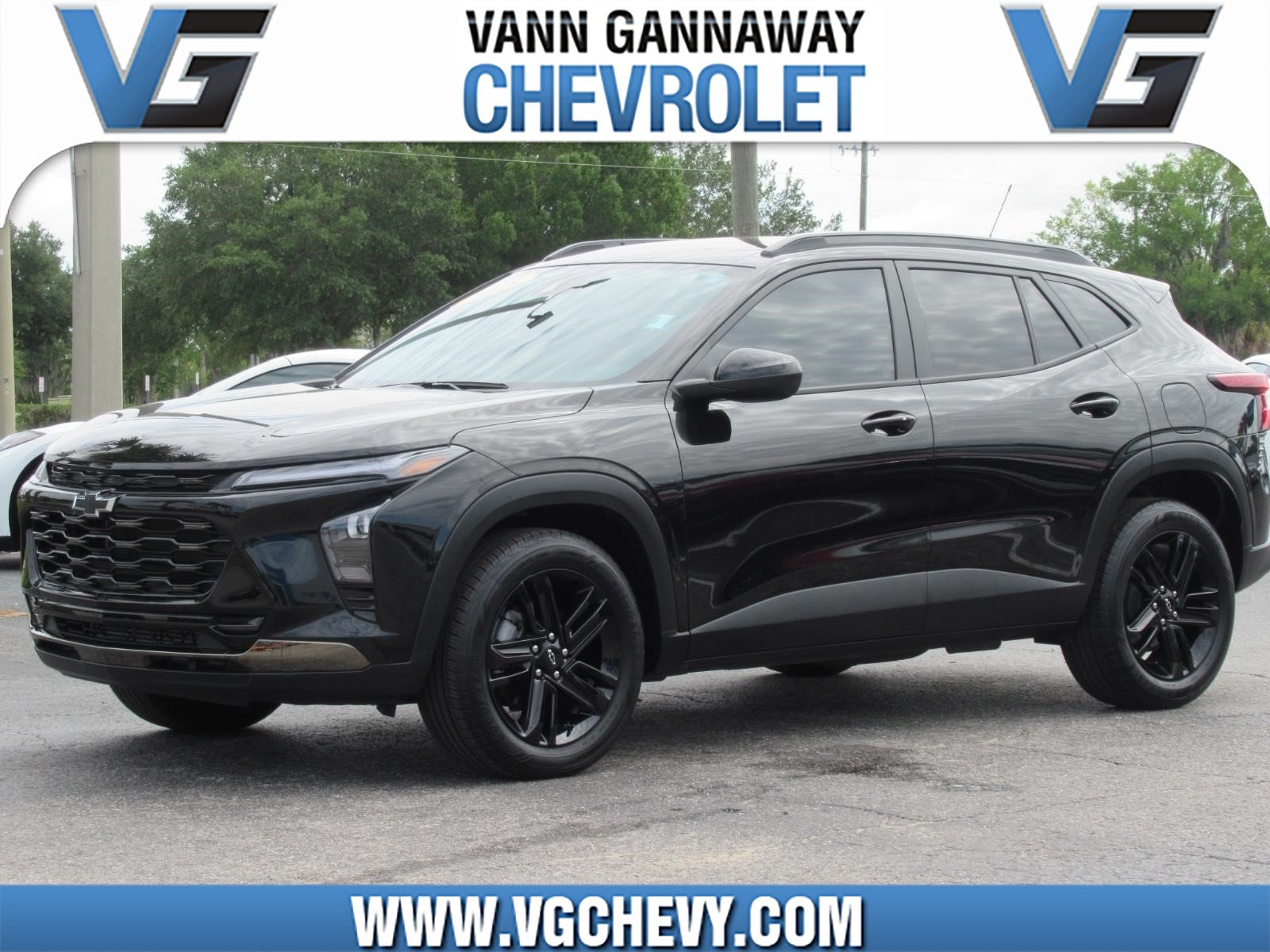 Used 2025 Chevrolet Trax ACTIV w/ Driver Confidence Package FWD image 1