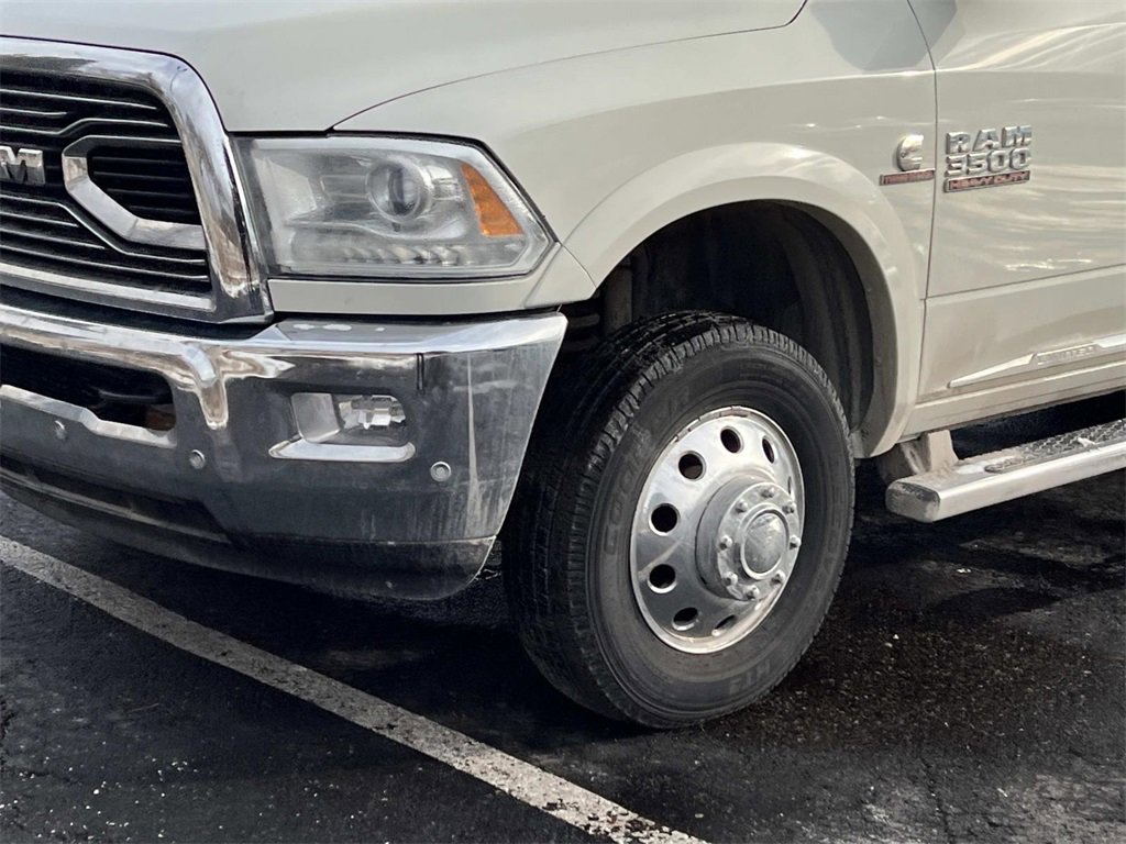 Used 2017 RAM 3500 Laramie Longhorn image 4