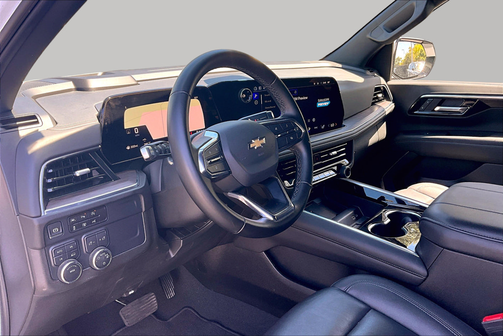 Used 2025 Chevrolet Tahoe LT AWD/4WD image 17