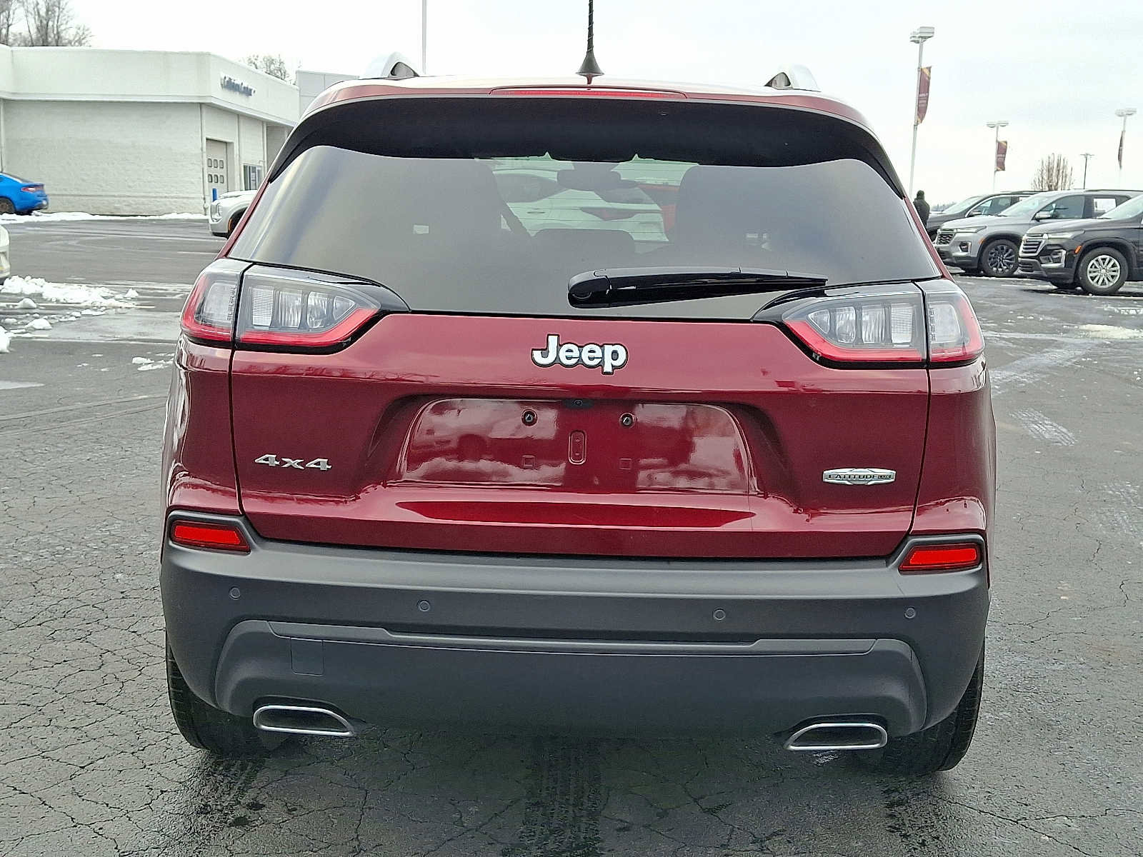 Used 2021 Jeep Cherokee Latitude Lux w/ Comfort/Convenience Group image 5