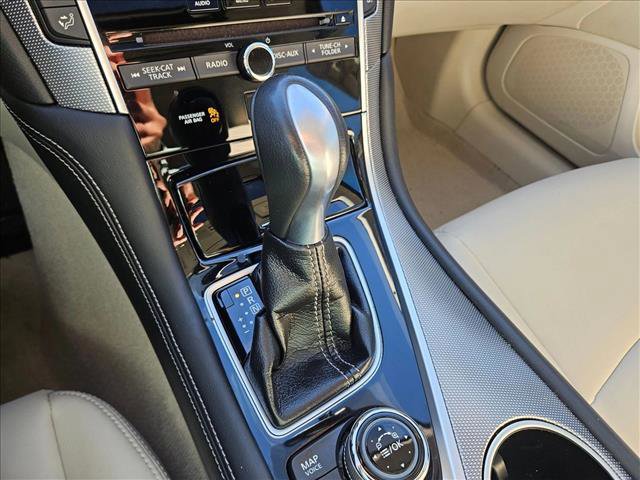 Used 2017 INFINITI Q50 Signature Edition w/ Cargo Package (L95) image 18