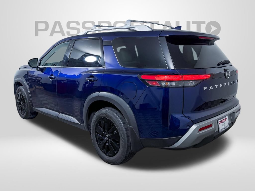 Certified 2024 Nissan Pathfinder SL AWD/4WD image 5