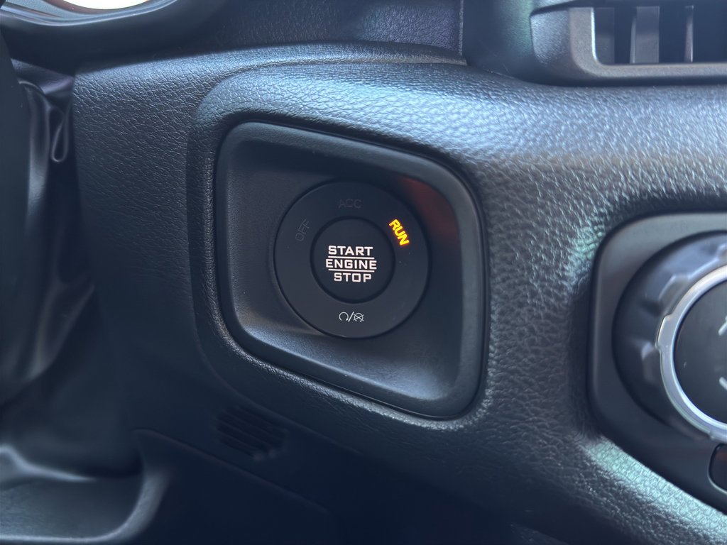 Certified 2025 Jeep Wrangler Unlimited Sport image 23